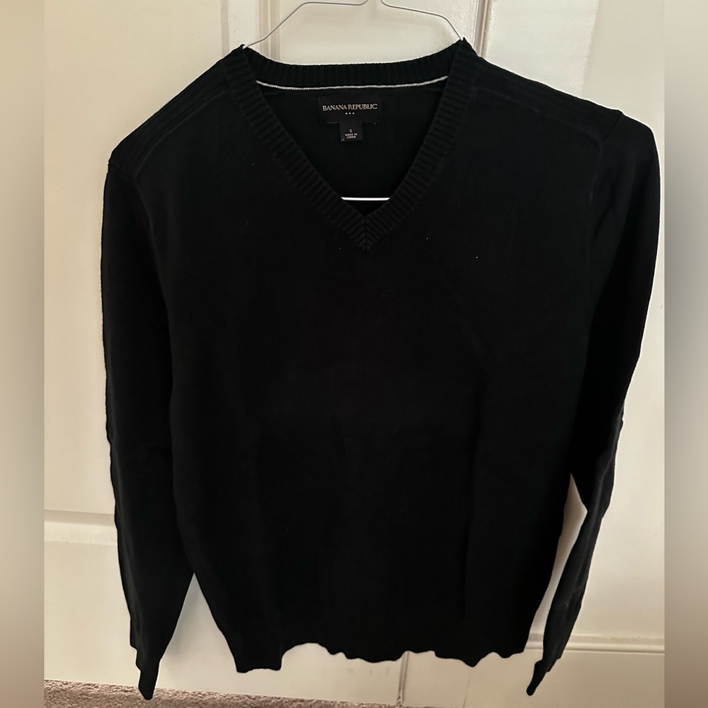 Banana Republic Men's V-Neck Black Sweater